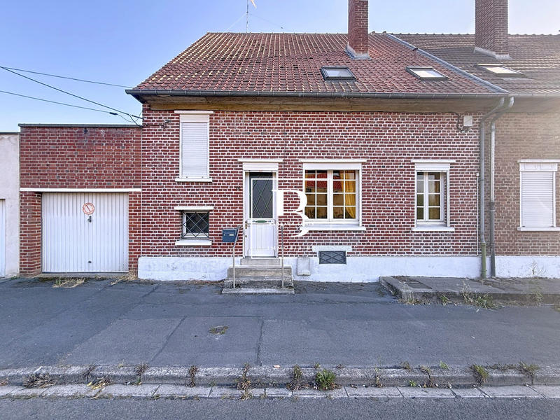 Maison - 94 m² - 4 pièces