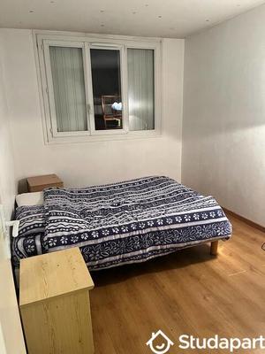 Chambre - 12 m² - 1 pièce