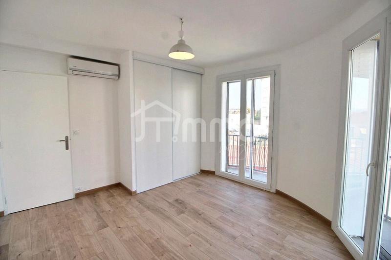Appartement - 98 m² - 4 pièces