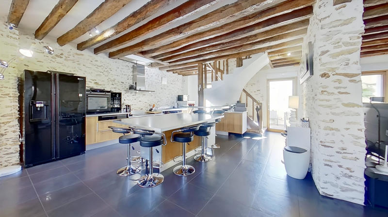 Maison - 170 m² - 6 pièces