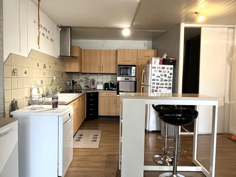 Maison - 320 m² - 10 pièces