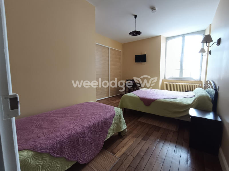 Maison - 392 m² - 15 pièces