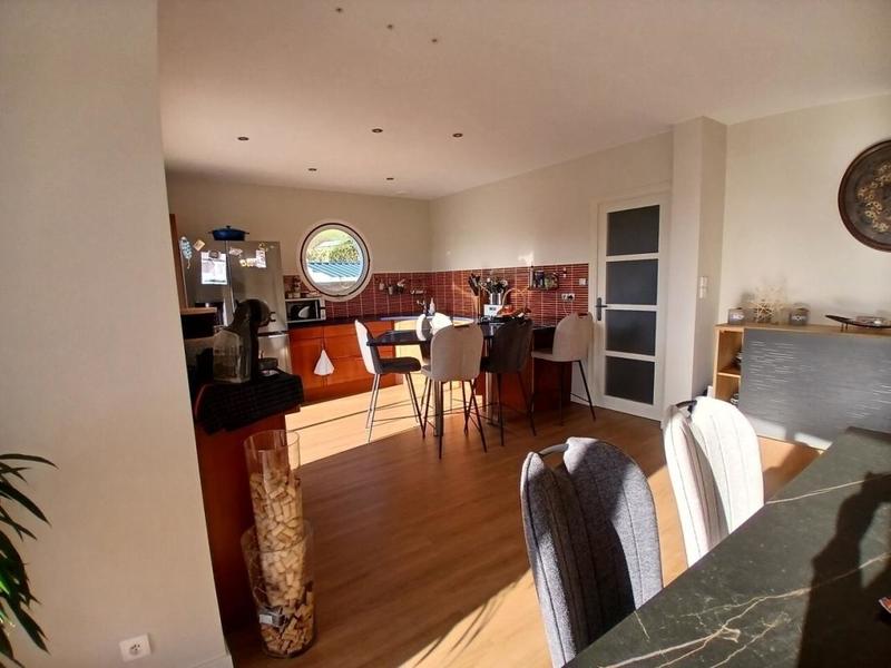 Propriété - 160 m² - 5 pièces