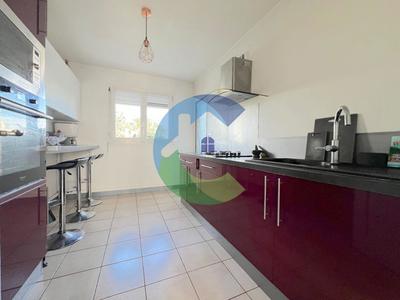 Appartement - 83 m² - 5 pièces