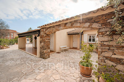 Maison - 126 m² - 6 pièces