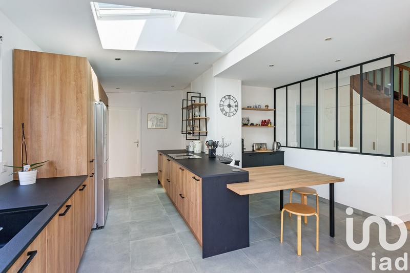 Maison de ville - 210 m² - 8 pièces