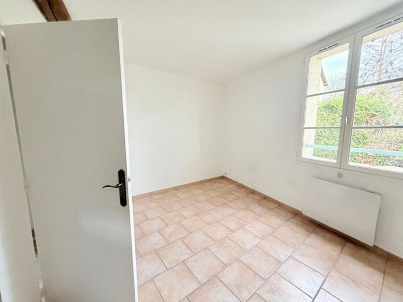 Studio - 25 m² - 1 pièce