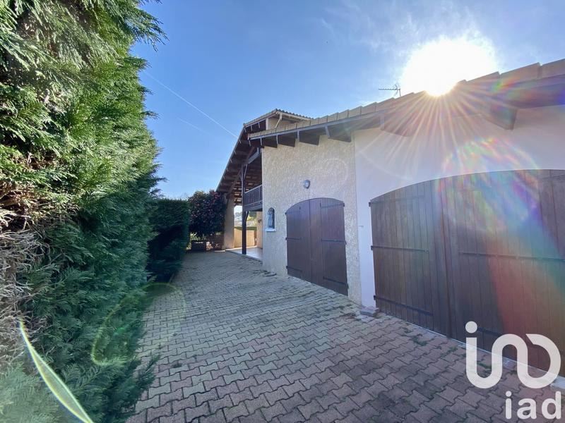 Maison - 246 m² - 5 pièces