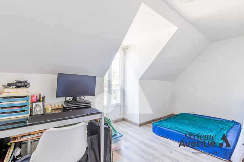 Maison - 150 m² - 6 pièces