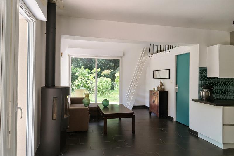 Maison - 90 m² - 5 pièces