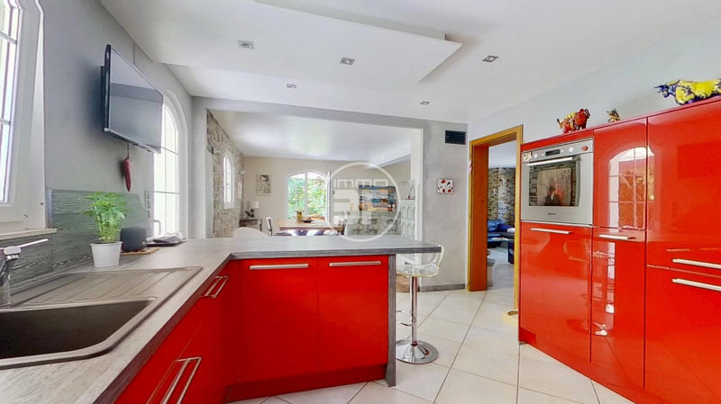 Maison - 142 m² - 6 pièces