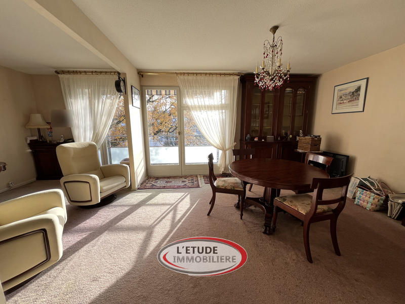 Appartement - 100 m² - 6 pièces