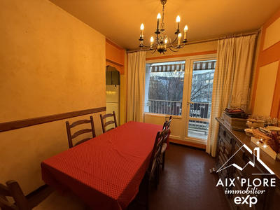 Appartement - 104 m² - 5 pièces