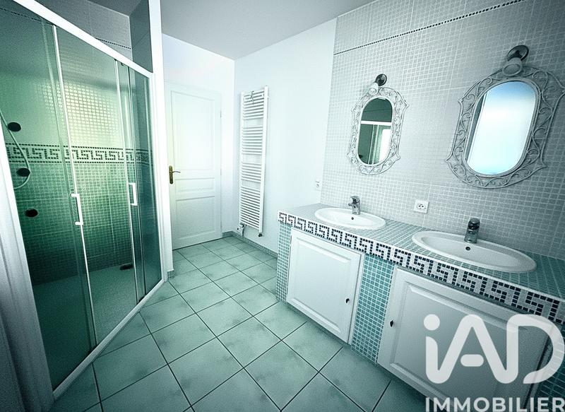 Maison - 309 m² - 10 pièces