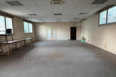 Local commercial - 200 m²