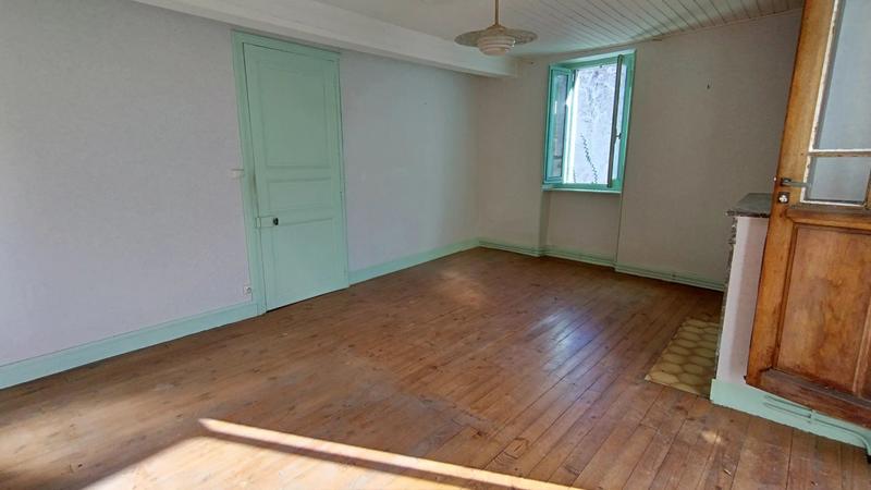 Maison - 101 m² - 4 pièces