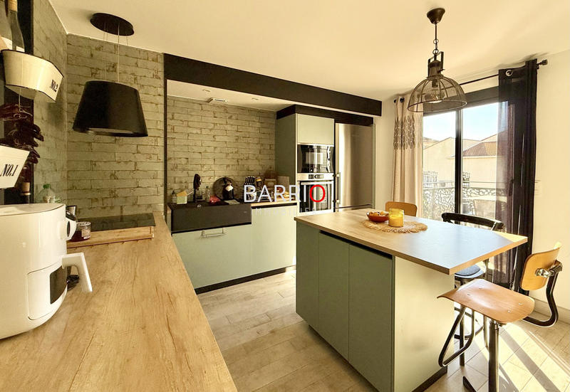 Maison traditionnelle - 138 m² - 5 pièces