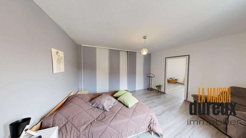 Maison ancienne - 252 m² - 10 pièces