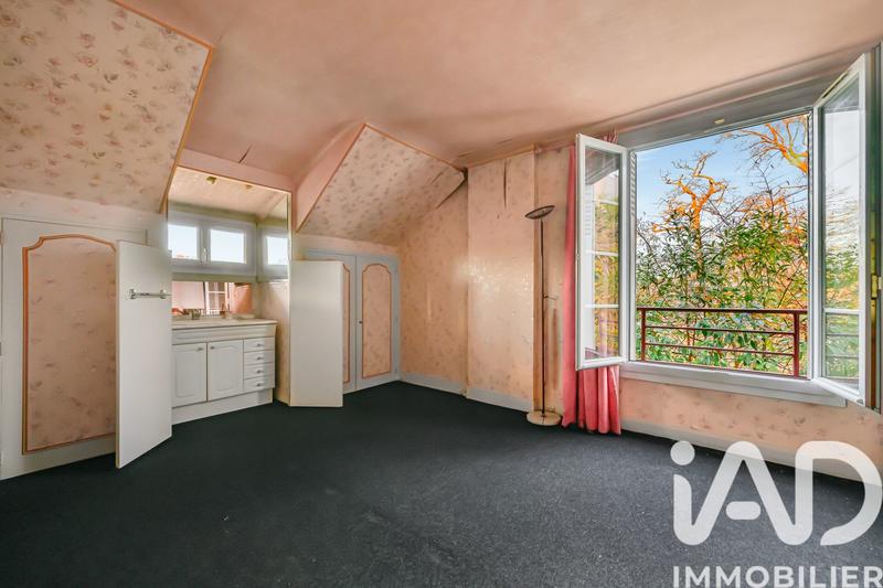 Maison - 180 m² - 7 pièces