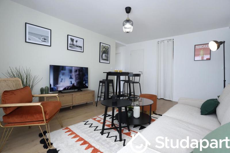 Chambre - 11 m² - 1 pièce