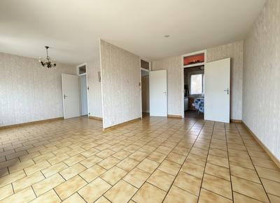Maison - 98 m² - 5 pièces