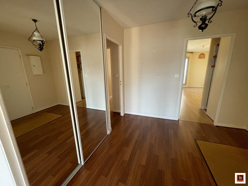 Appartement - 88 m² - 4 pièces