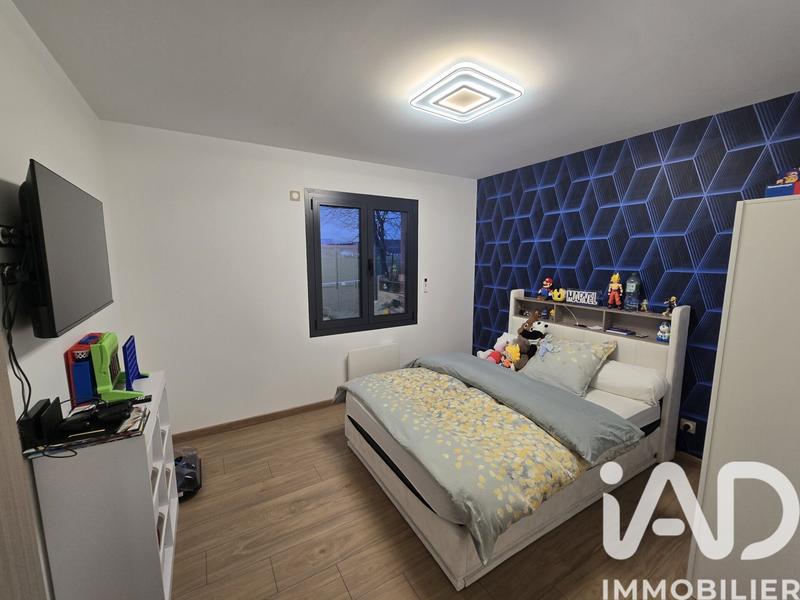 Maison - 120 m² - 5 pièces