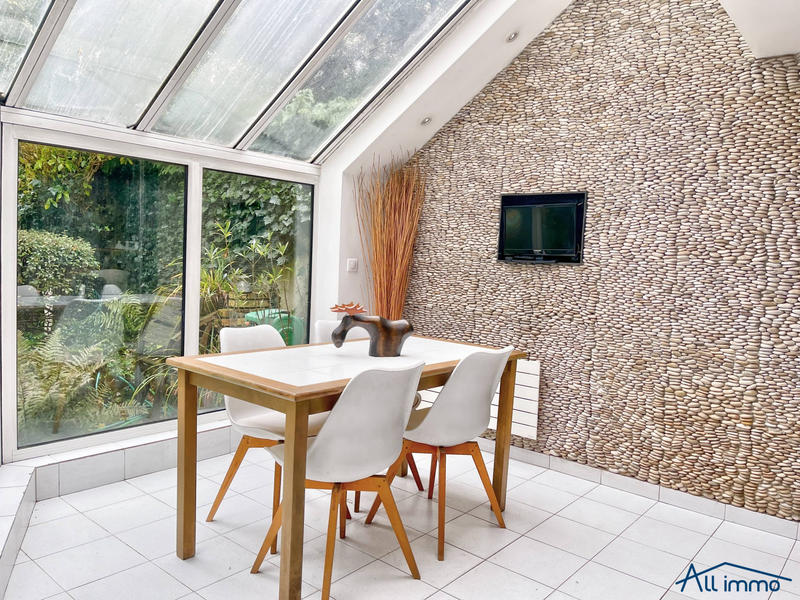 Maison ancienne - 180 m² - 6 pièces