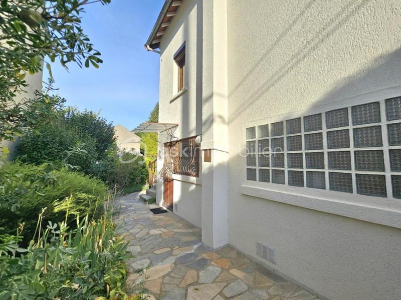 Pavillon - 100 m² - 5 pièces