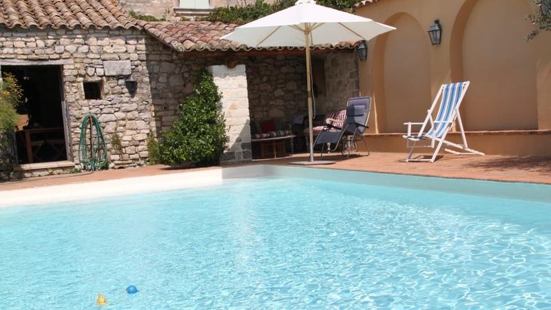 Propriété - 131 m² - 6 pièces