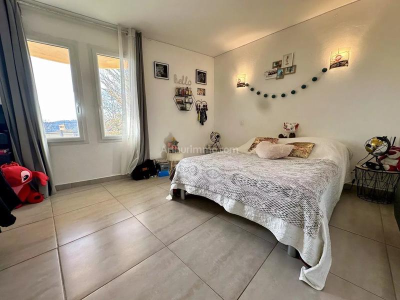 Maison - 197 m² - 5 pièces