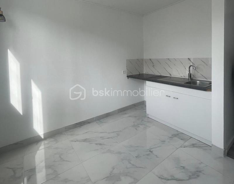 Maison - 70 m² - 5 pièces