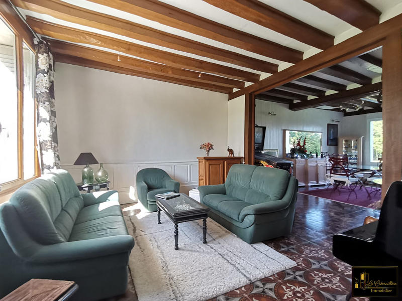 Maison ancienne - 230 m² - 8 pièces