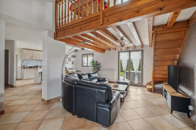 Maison - 147 m² - 6 pièces