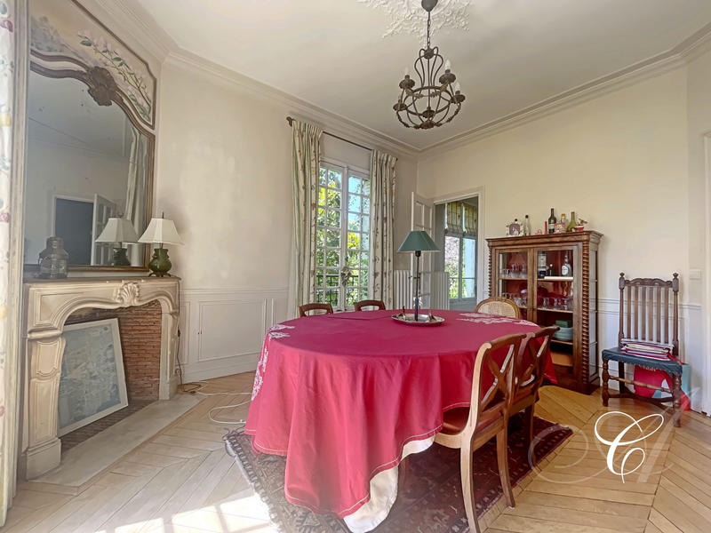 Villa - 183 m² - 6 pièces