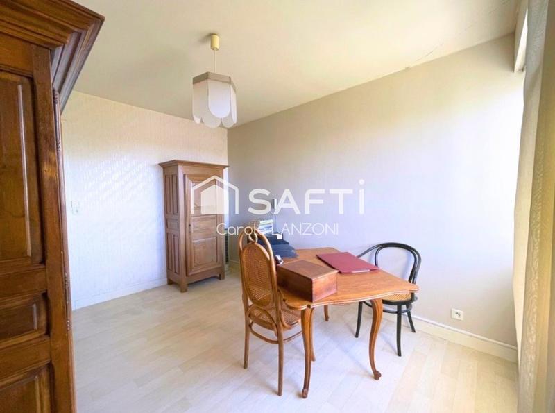 Appartement - 94 m² - 4 pièces