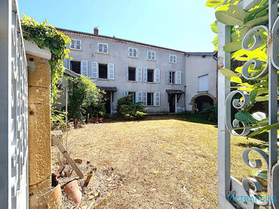 Maison - 180 m² - 6 pièces