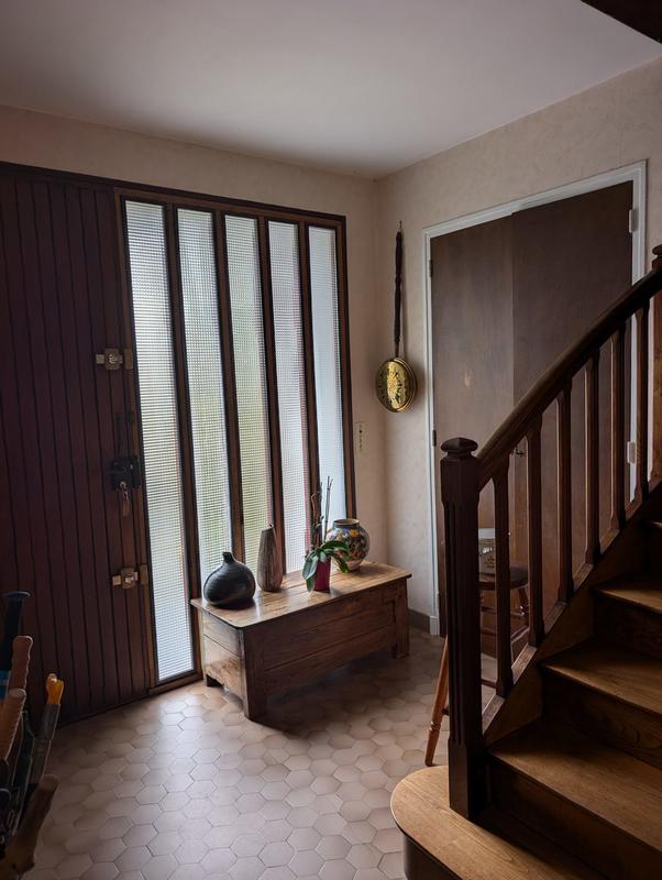 Maison - 142 m² - 9 pièces