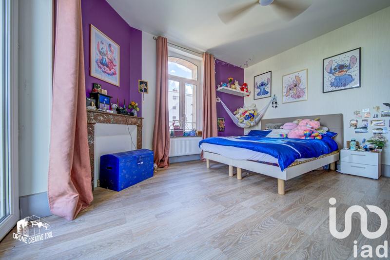 Maison - 323 m² - 13 pièces