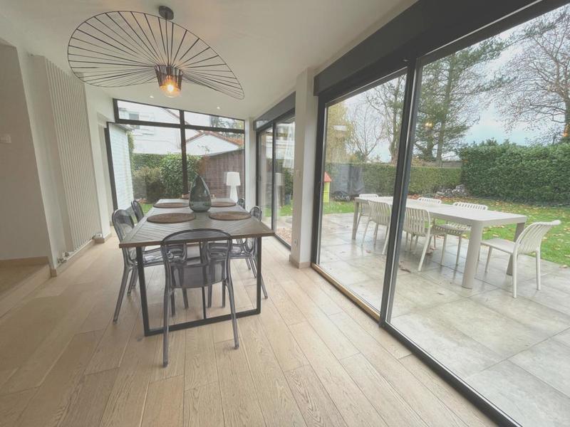 Maison - 121 m² - 5 pièces