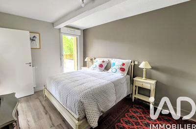 Appartement - 83 m² - 4 pièces