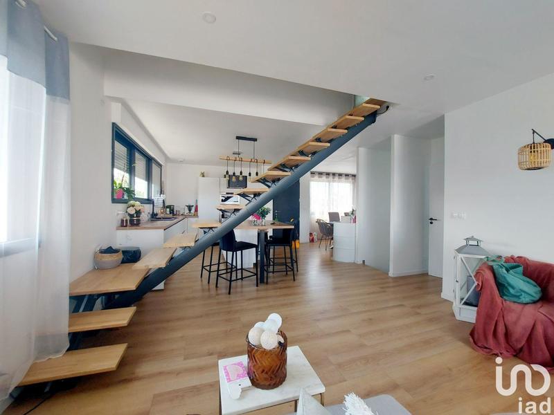 Maison - 141 m² - 6 pièces