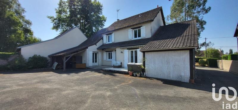 Maison - 216 m² - 5 pièces