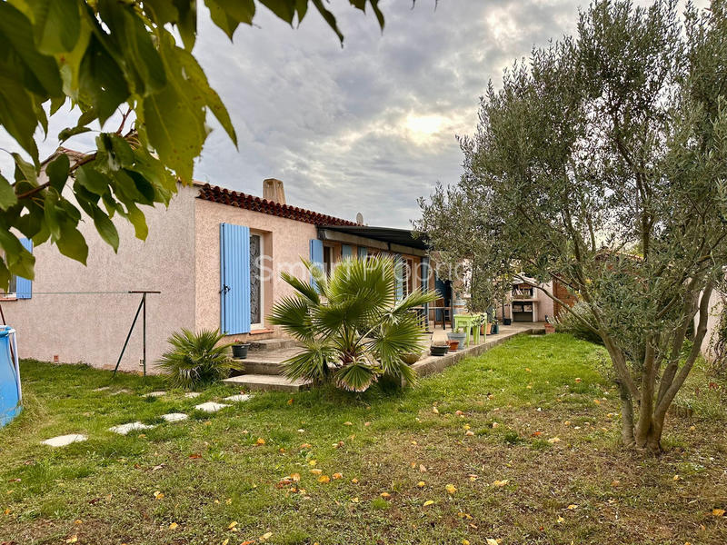 Villa - 80 m² - 4 pièces