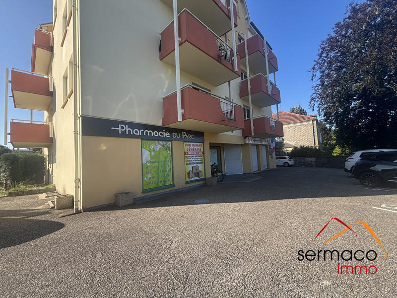 Local commercial - 137 m²