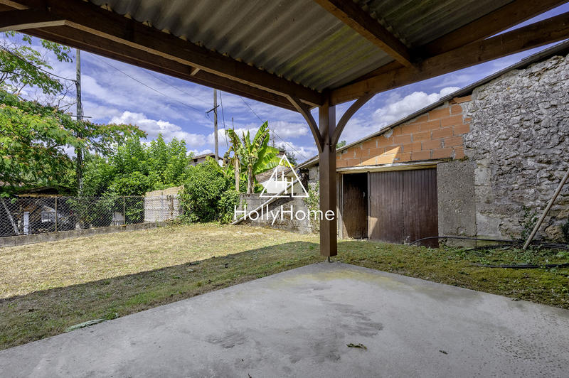 Maison - 290 m² - 8 pièces