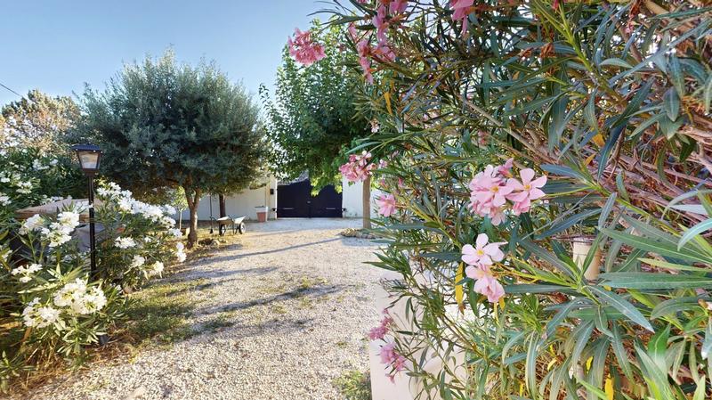 Maison - 181 m² - 9 pièces