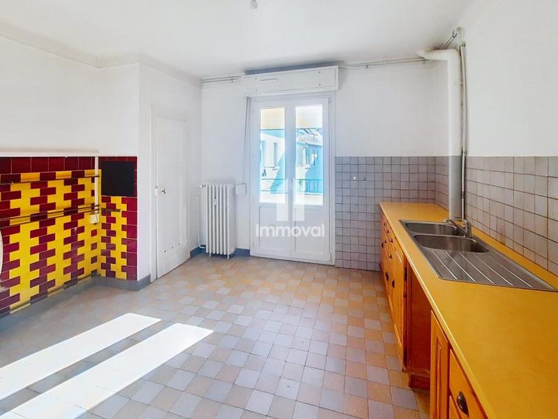 Appartement - 105 m² - 4 pièces