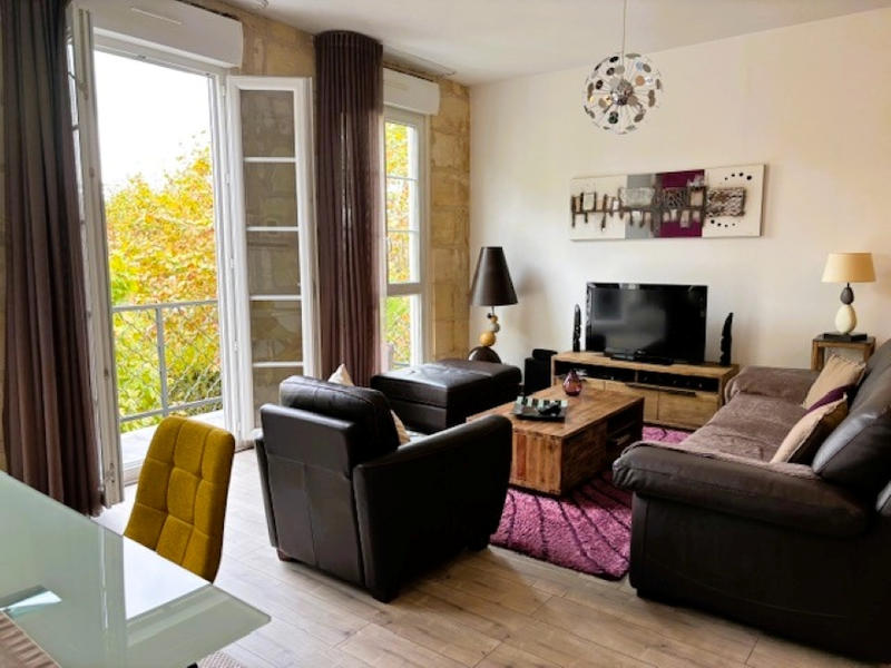 Appartement - 111 m² - 3 pièces
