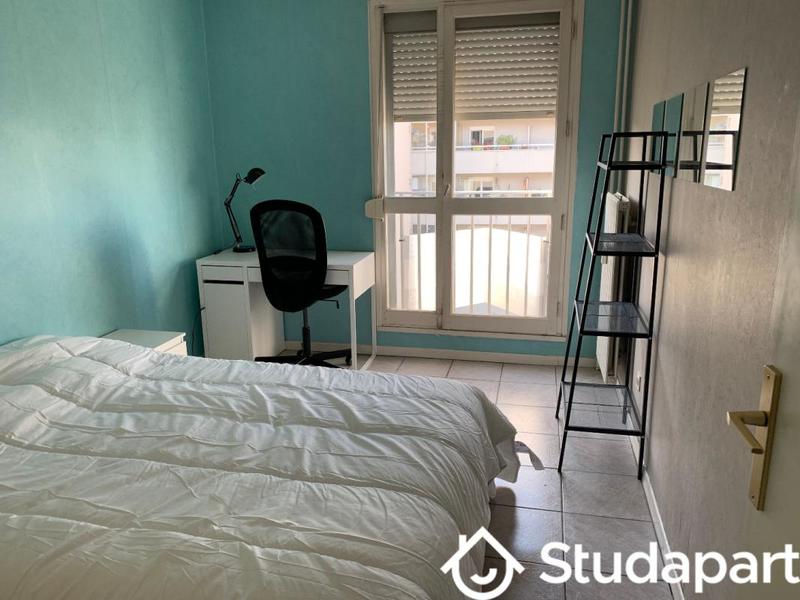 Appartement - 75 m² - 4 pièces